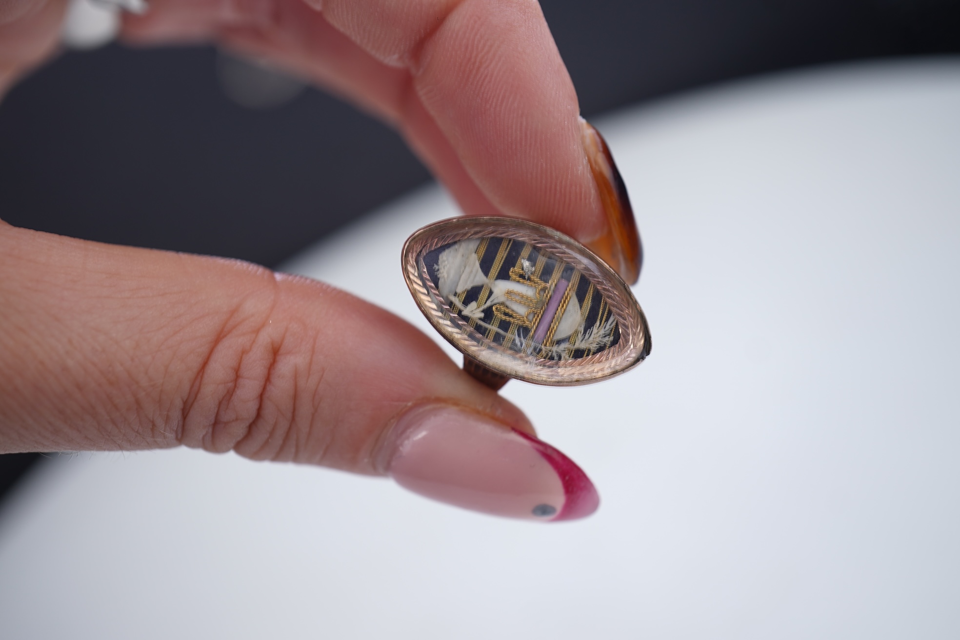 A fine Georgian mourning ring, late 18th century